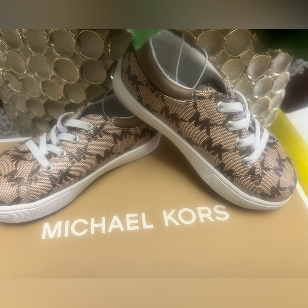 COPY - Brand New MK girl’s shoes size 8